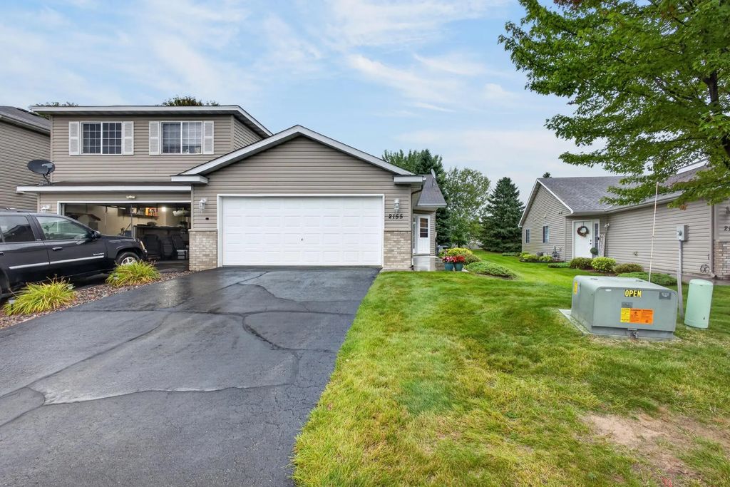2155 Cleveland Way S, Cambridge