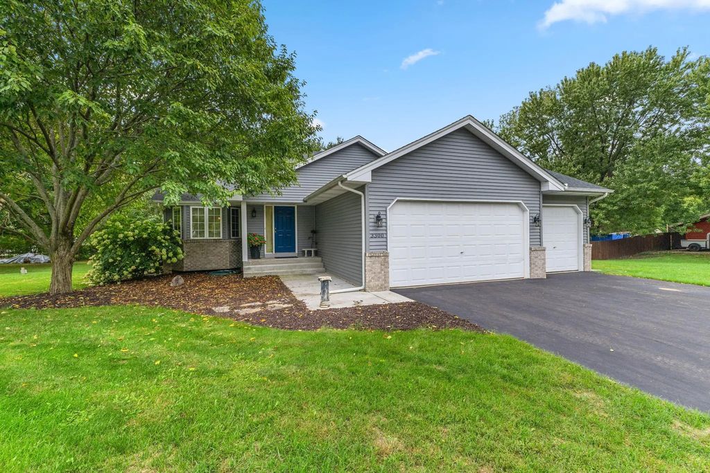 3300 175th Lane Nw, Andover