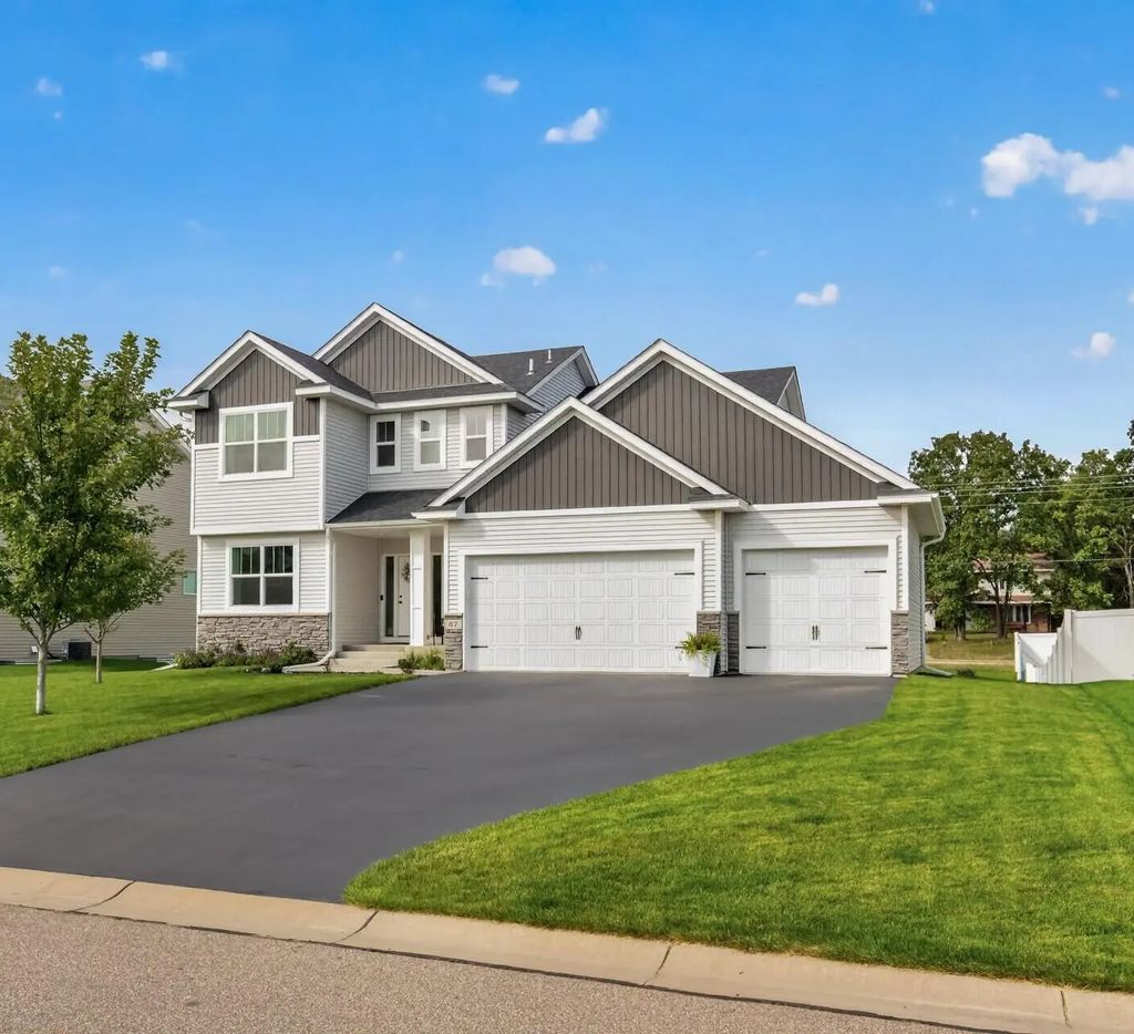 87 144th Lane Nw, Andover