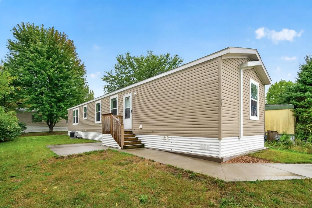 14750 W Burnsville Parkway 211, Burnsville