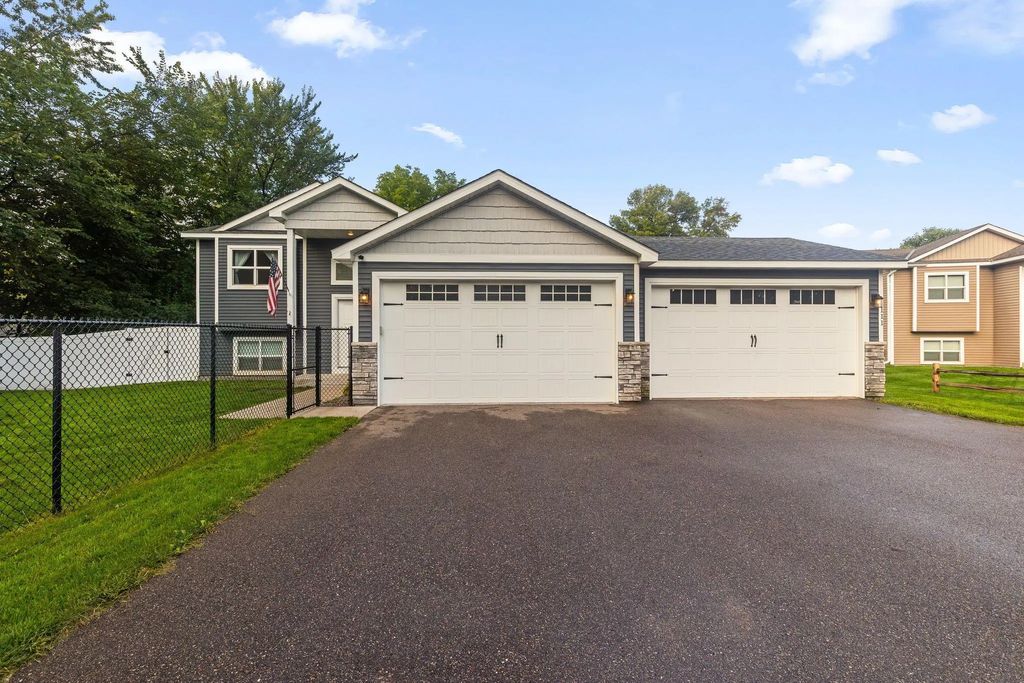 111 3rd Avenue Sw, Isanti