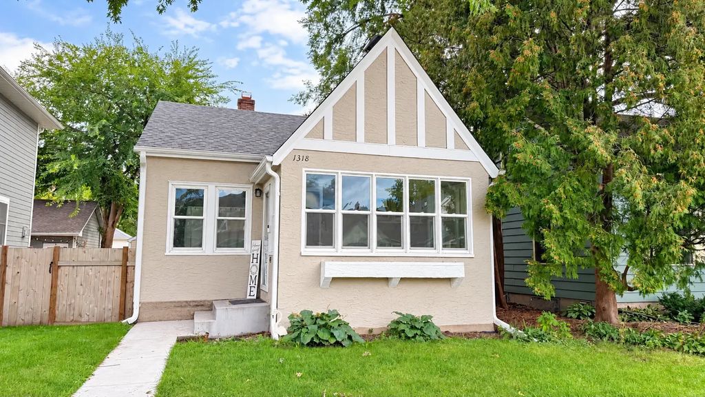 1318 Eleanor Avenue, Saint Paul