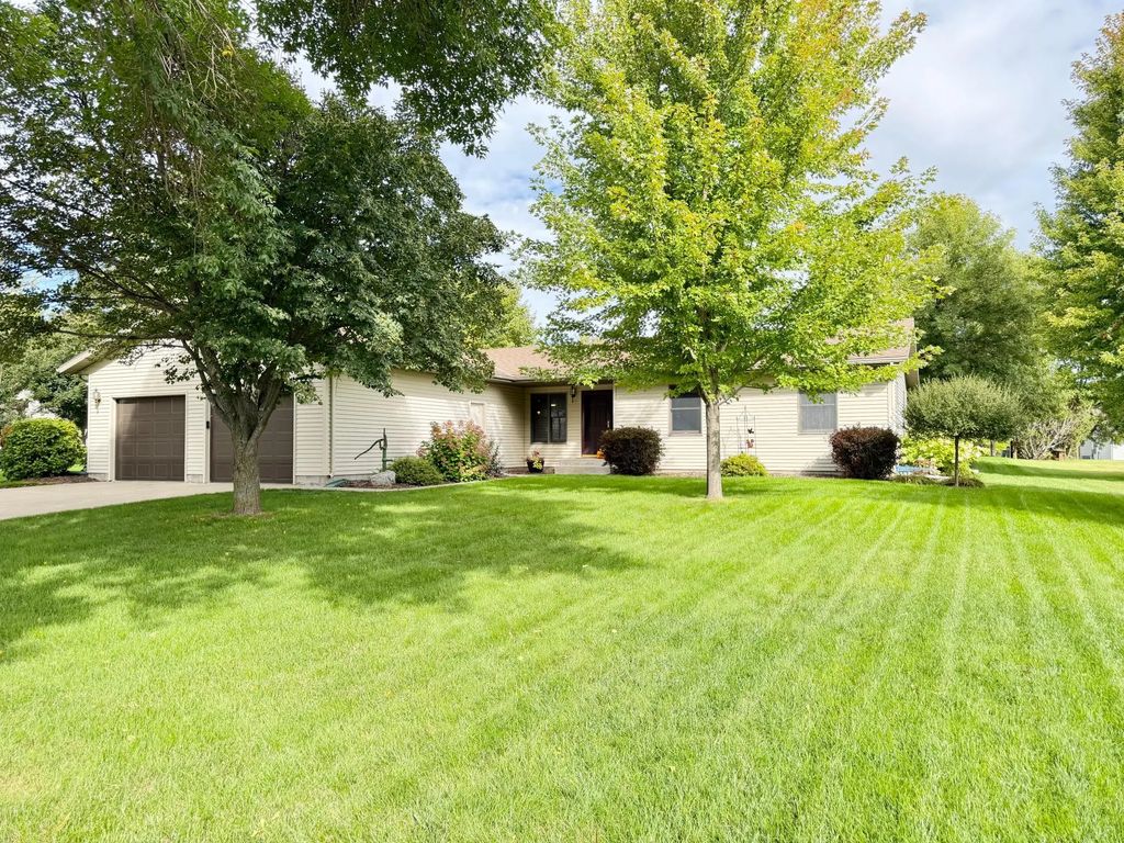 2201 Ridgewood Drive, Fergus Falls