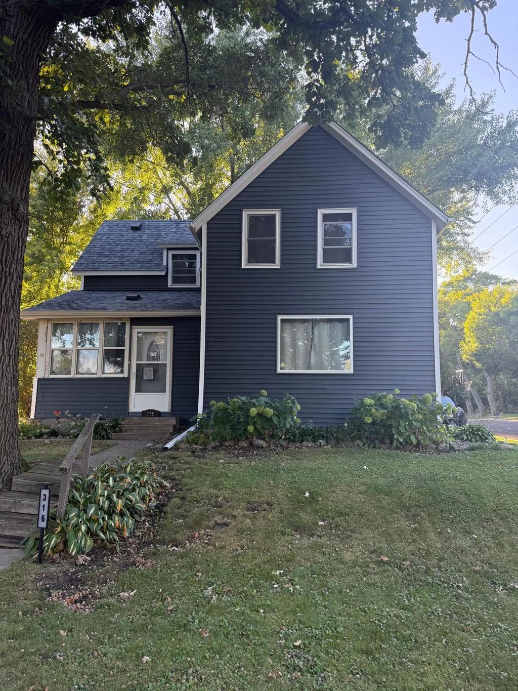 316 2nd Avenue N, Brownton