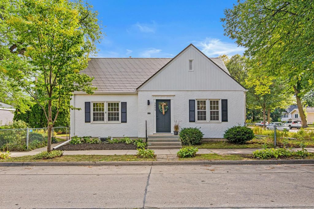 2659 Mckinley Street Ne, Minneapolis