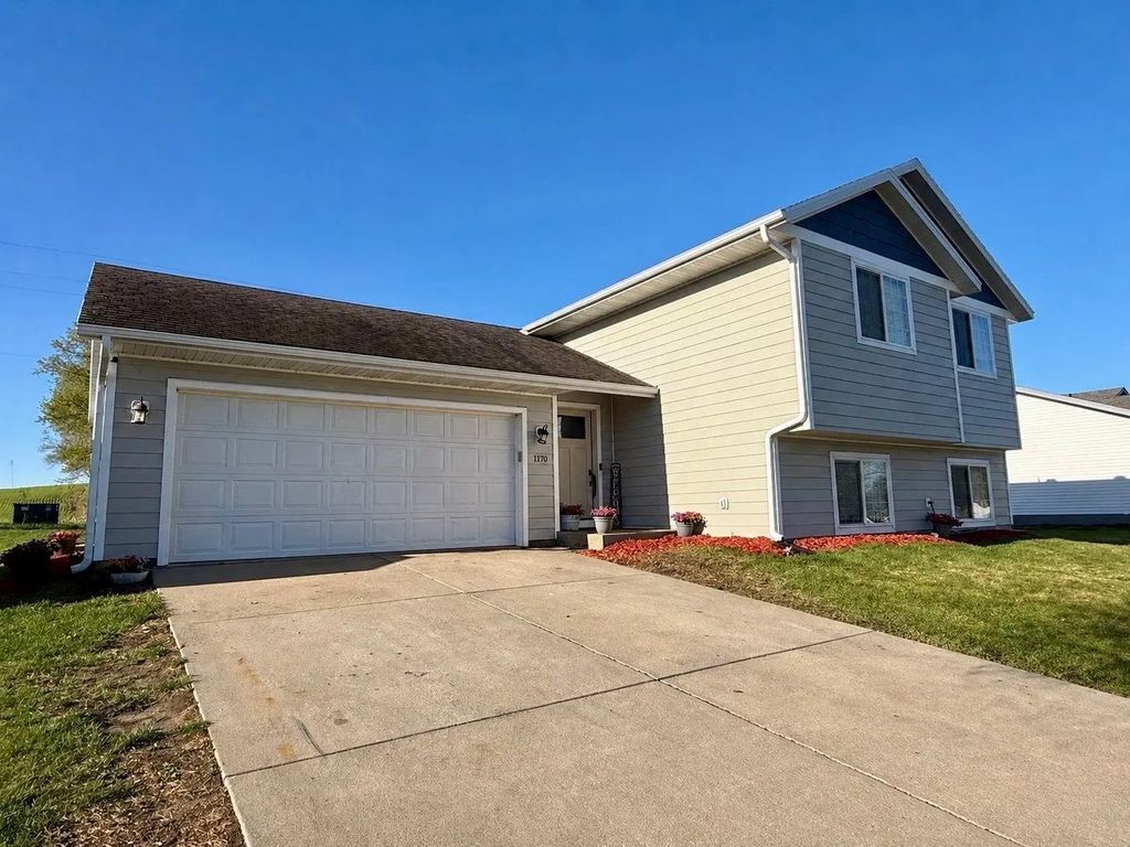 1170 Coakley Street, Paynesville