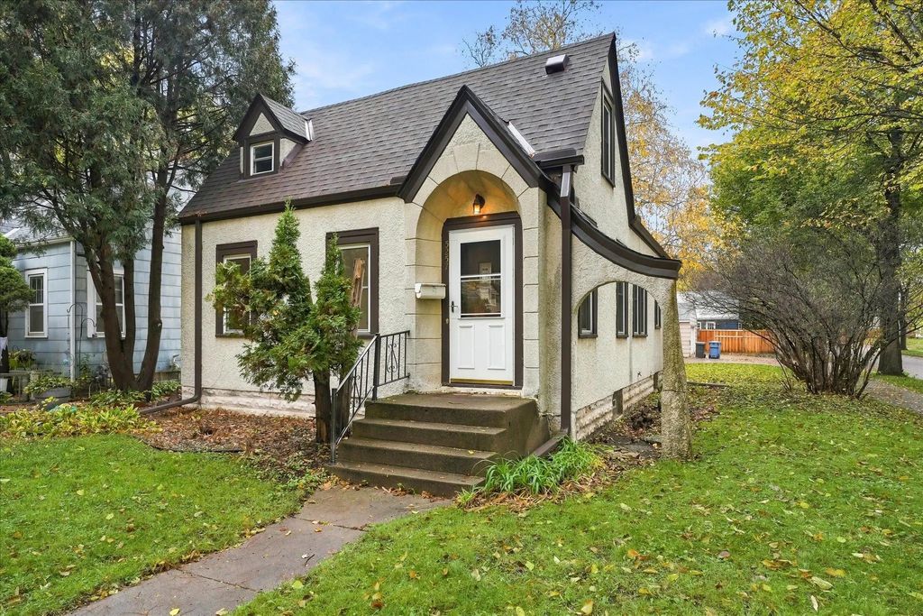 5257 44th Avenue S, Minneapolis