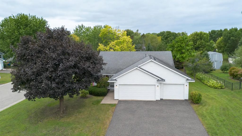901 5th Avenue Nw, Buffalo