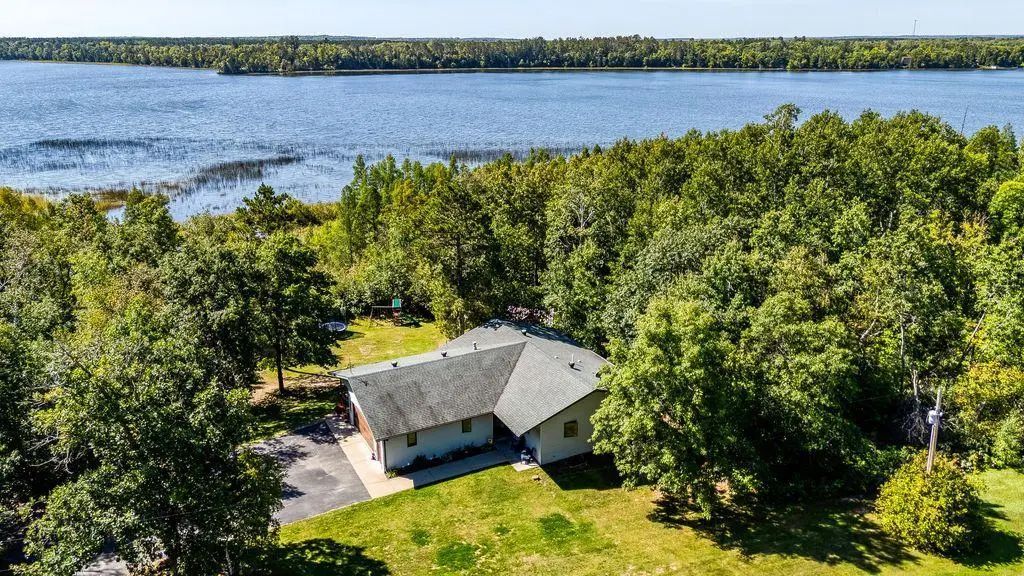 7105 Little Wolf Road Nw, Cass Lake