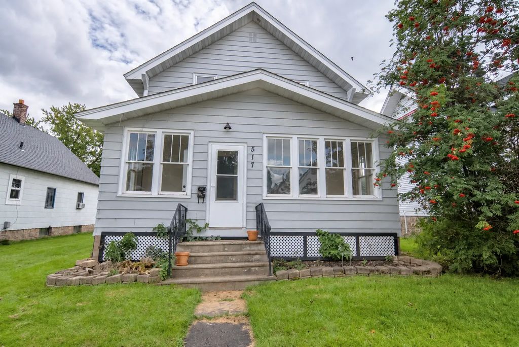 517 3rd Street Nw, Chisholm