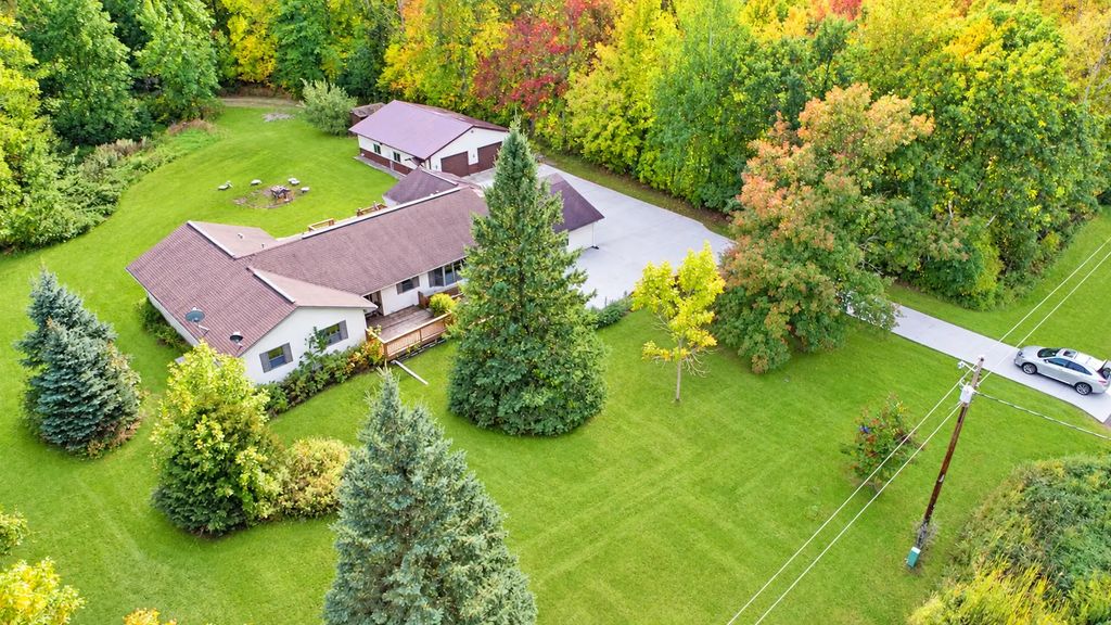 10225 State Highway 27, Onamia