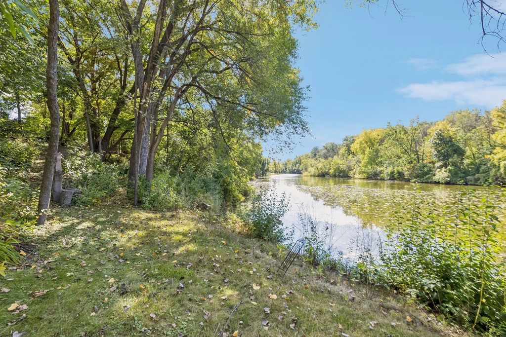 5018 Normandale Court, Edina