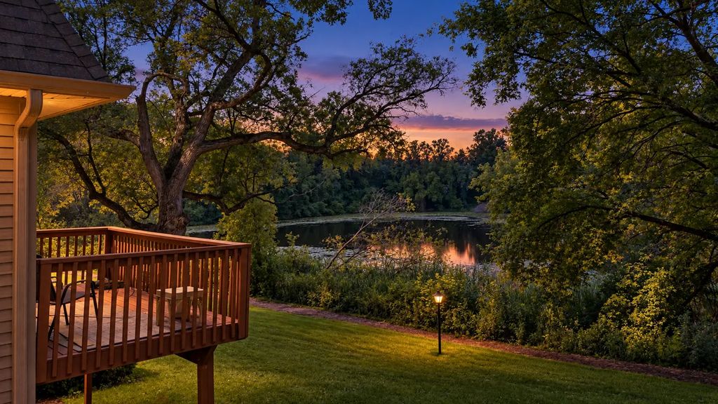 5486 W Bavarian Pass, Fridley