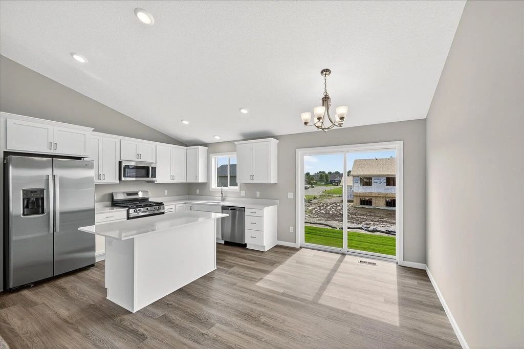 1006 Brandenburg Circle, Waverly