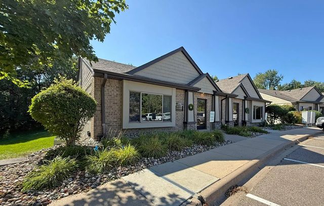 5770 Blackshire Path, Inver Grove Heights