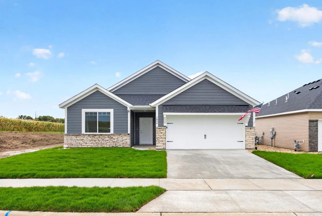 1804 Dale Place Se, Pine Island