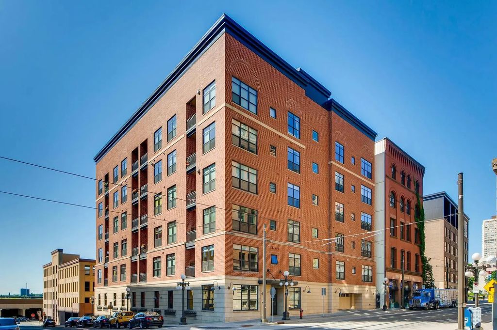 270 4th Street E 504, Saint Paul