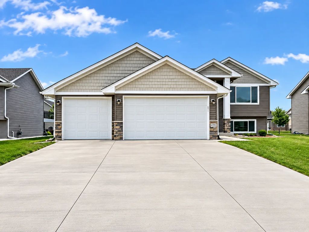1213 Olivia Street Se Street Se, New Prague