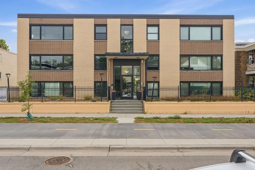 3019 Bryant Avenue S 101, Minneapolis