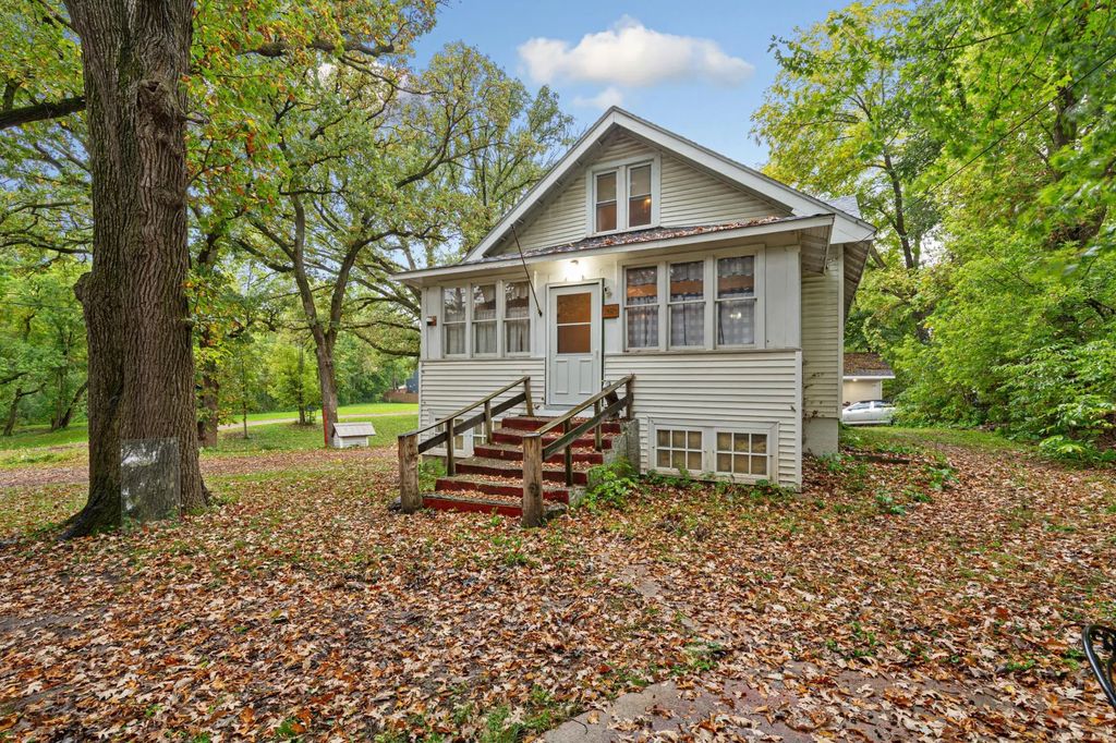 1030 Willow Street, Faribault