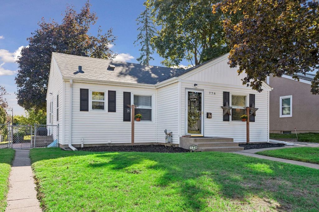 776 Parkview Avenue, Saint Paul