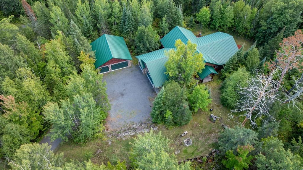 2591 Whispering Pines Drive, International Falls