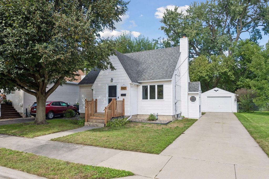 1427 1st Street Se, Rochester