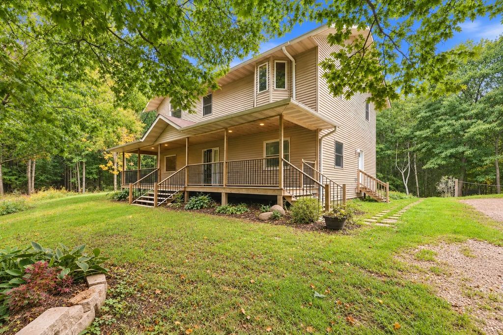 2971 State Road 64, Glenwood City