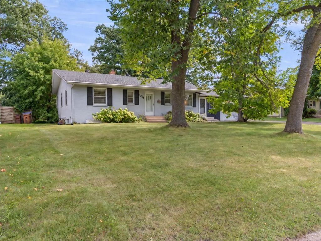 1218 9th Avenue Ne, Brainerd