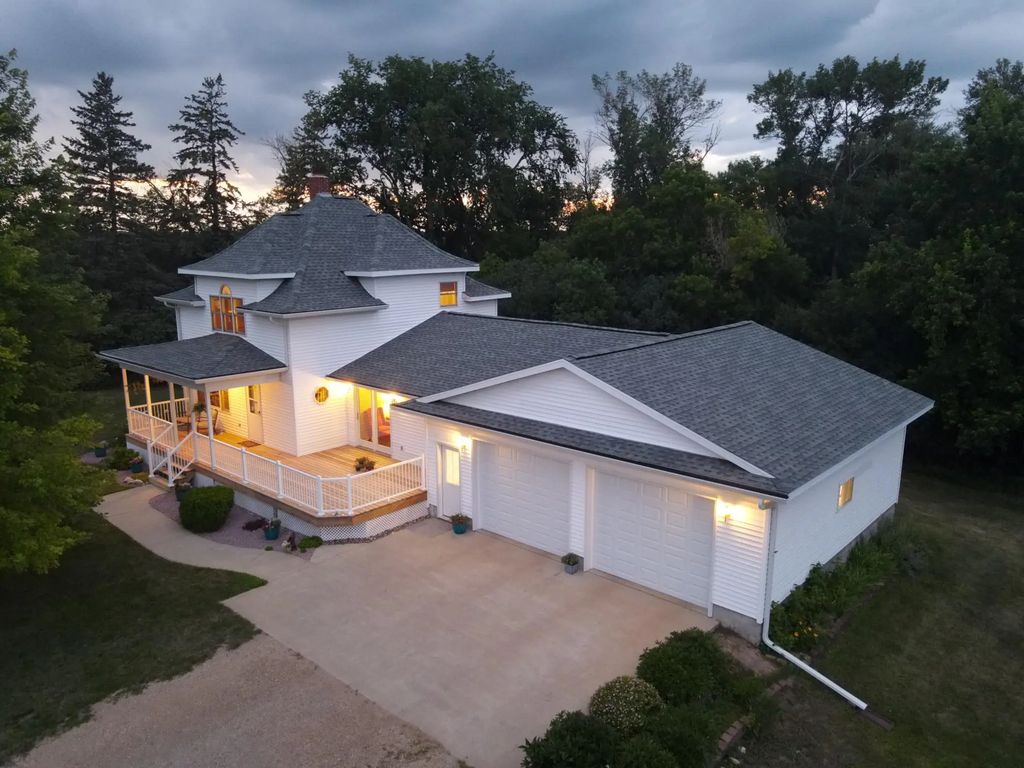 4060 50th Avenue Nw, Montevideo