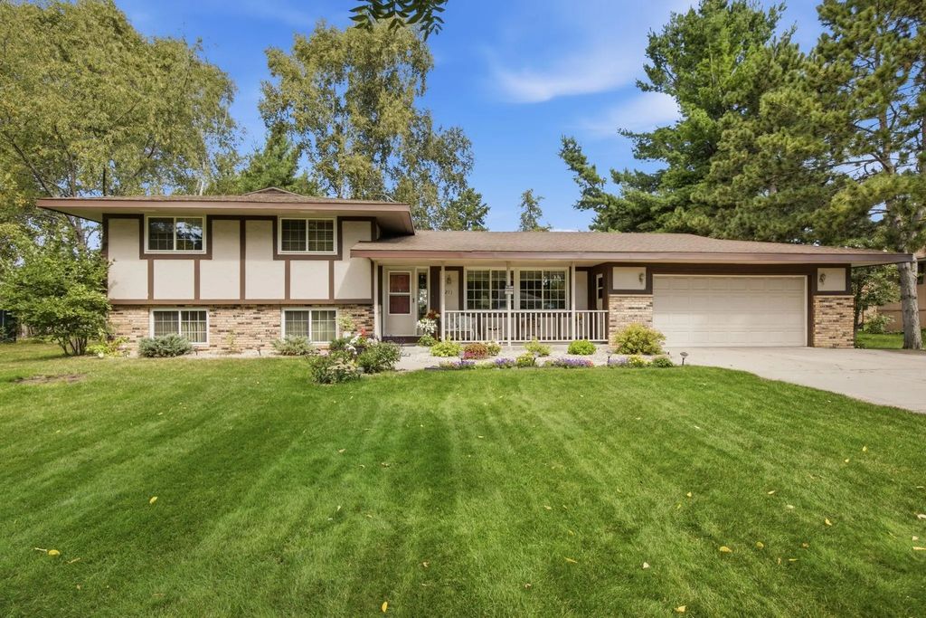 4211 Plaza Lane, Saint Cloud