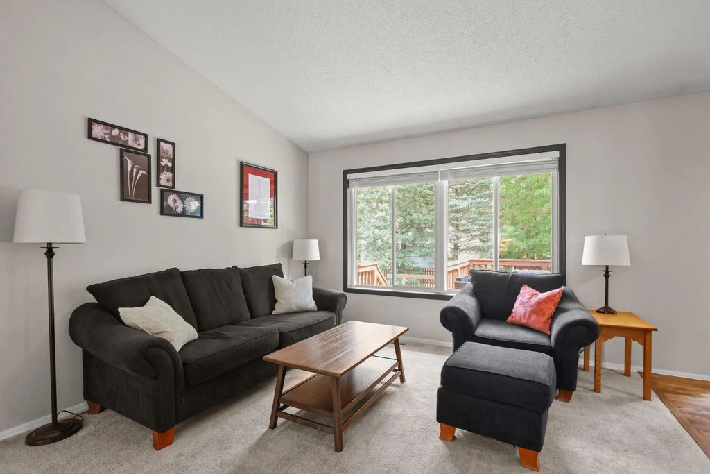 7600 Palomino Lane, Lino Lakes