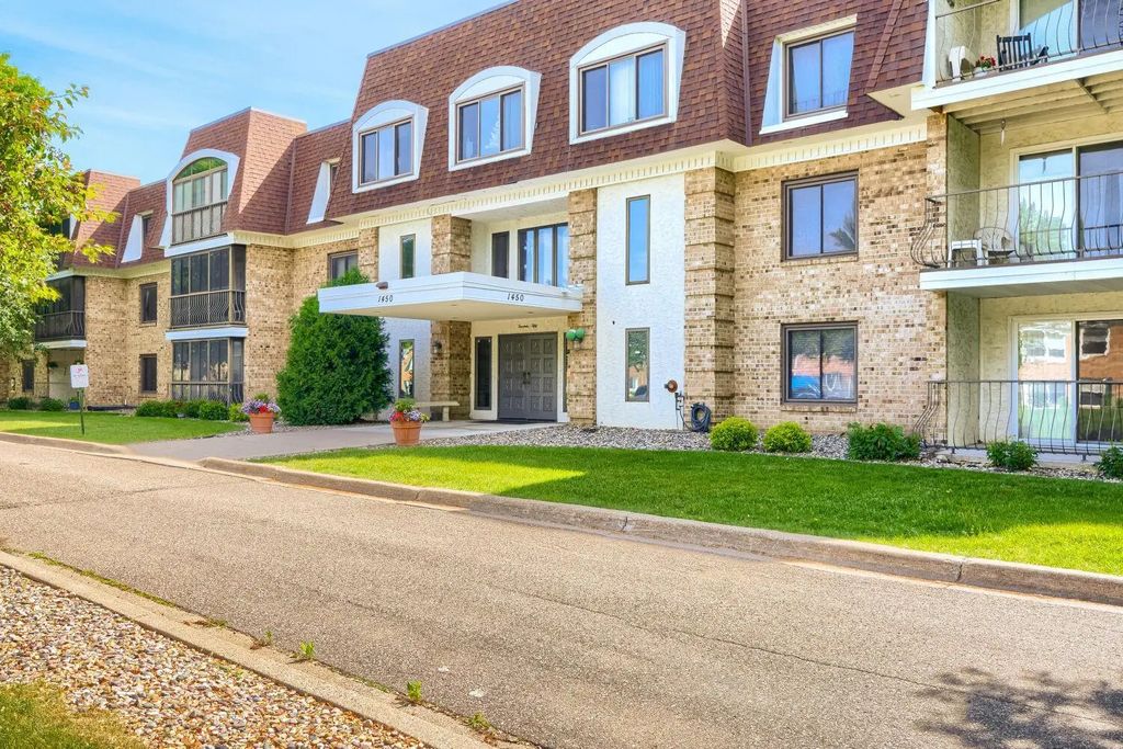 1450 Bidwell Street 108, West Saint Paul