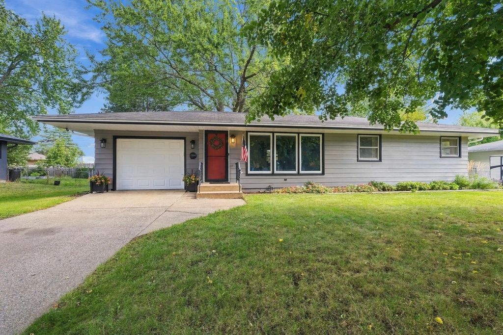 2692 Marion Street, Roseville