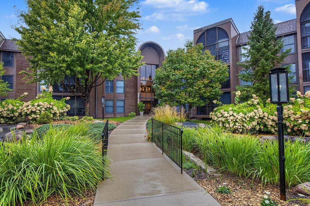 9700 Portland Avenue S 128, Bloomington