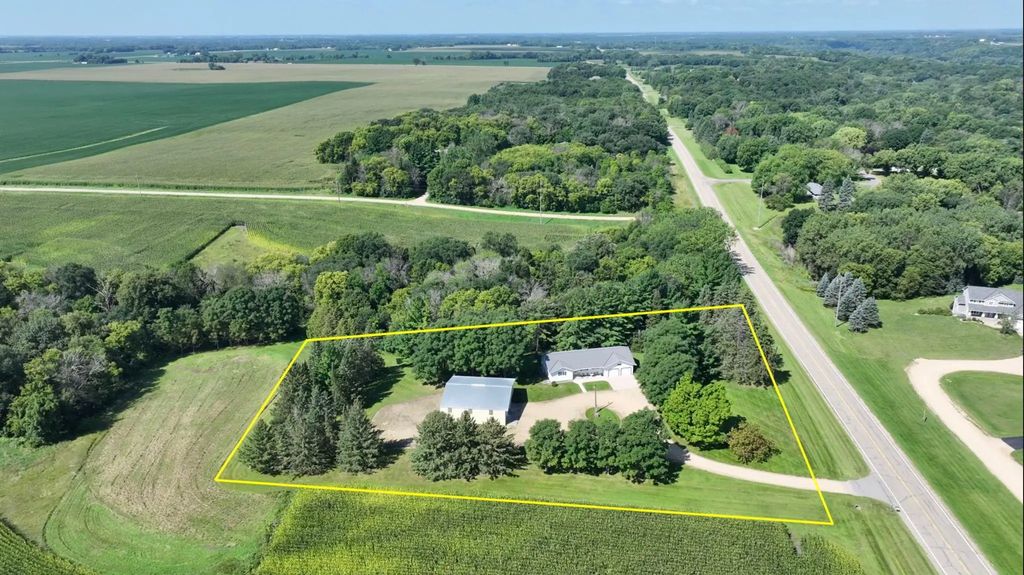 58691 185th Street, Mankato