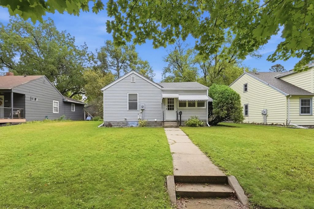 511 14th Street Sw, Willmar