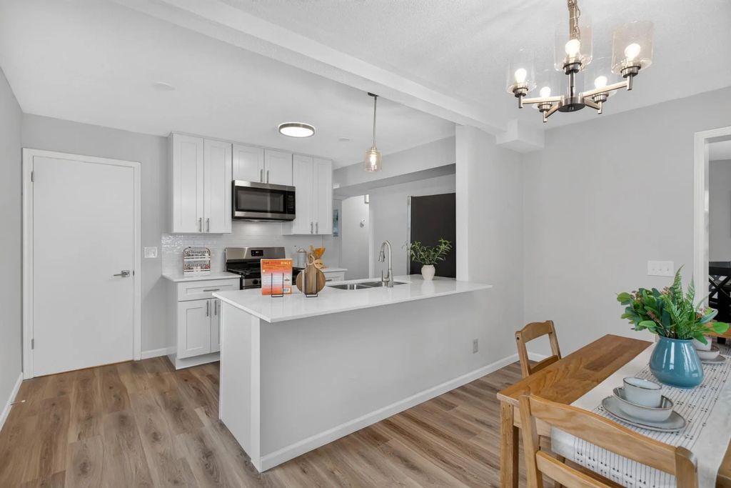 5049 4th Street Ne, Columbia Heights