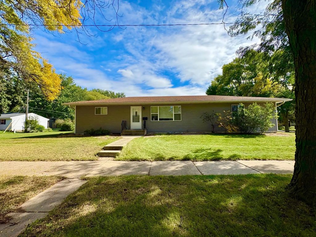 1464 6th Avenue Se, Rochester