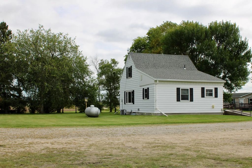 18121 120th Avenue Ne, Thief River Falls