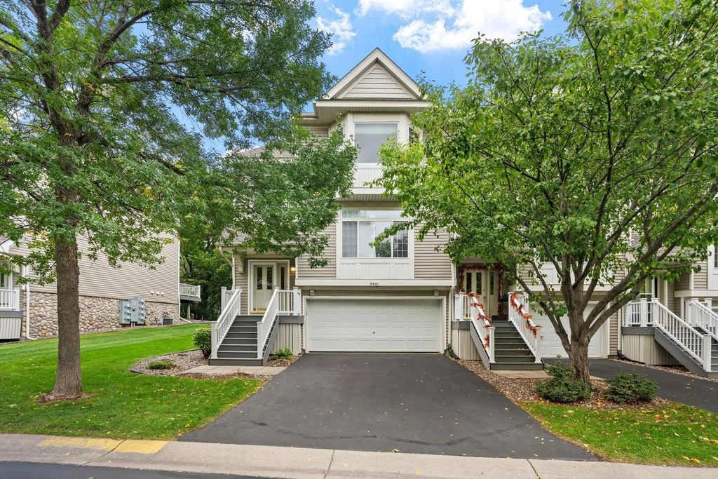 8841 Brunswick Path, Inver Grove Heights