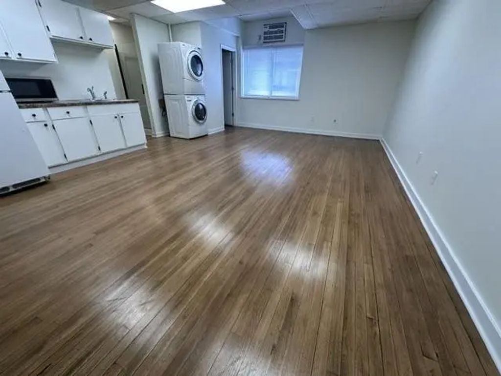 314 N Main Street 3, Austin