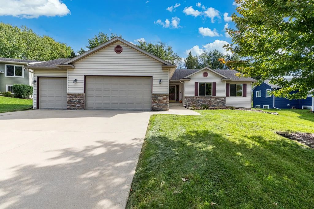 2086 20th Street, Zumbrota