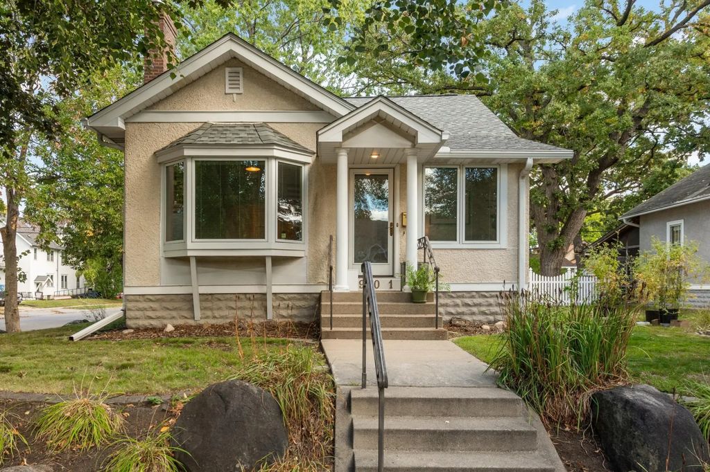 2901 40th Avenue S, Minneapolis