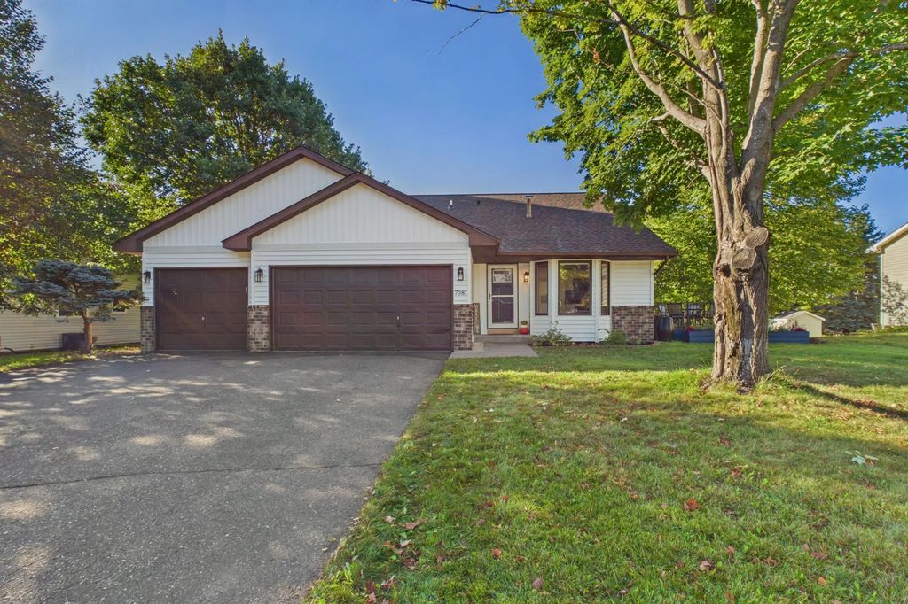 7081 Upper 36th Street N, Oakdale