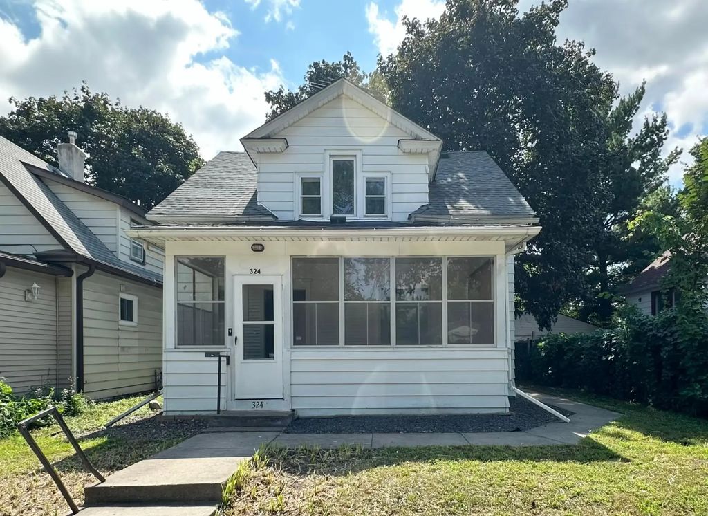 324 Topping Street, Saint Paul