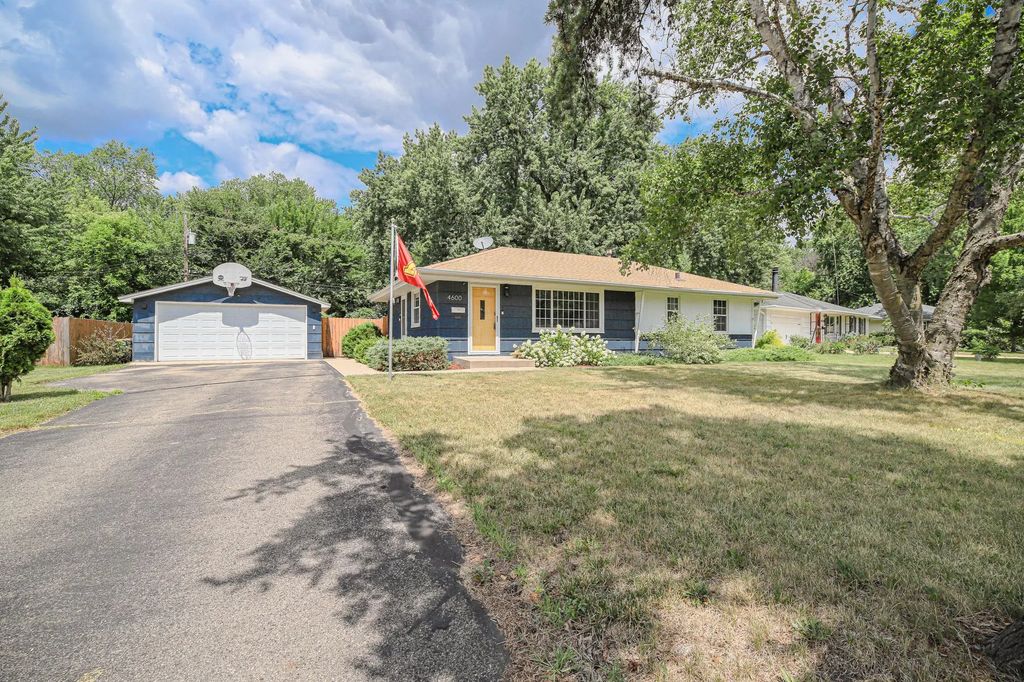 4600 Nord Drive, Bloomington