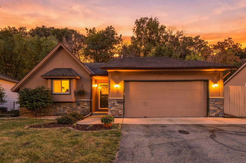 4093 W 131st Street, Savage