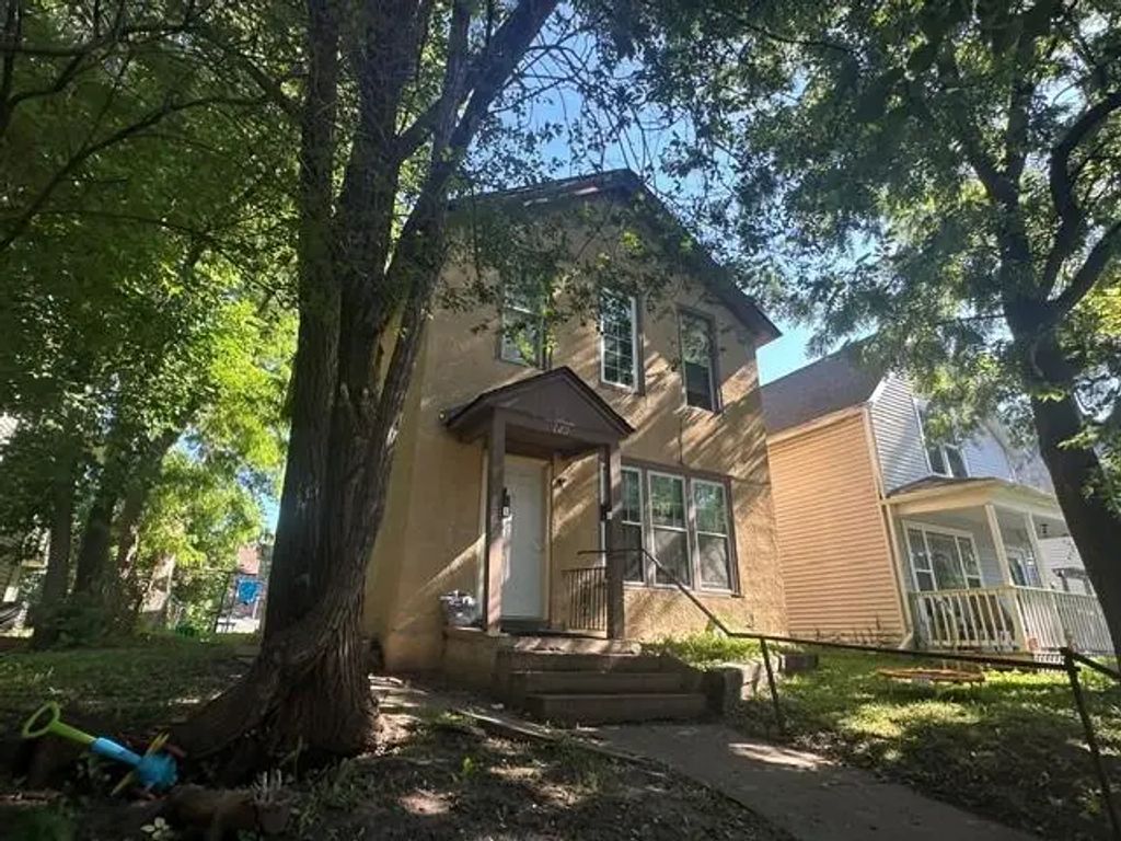 929 6th Street E, Saint Paul