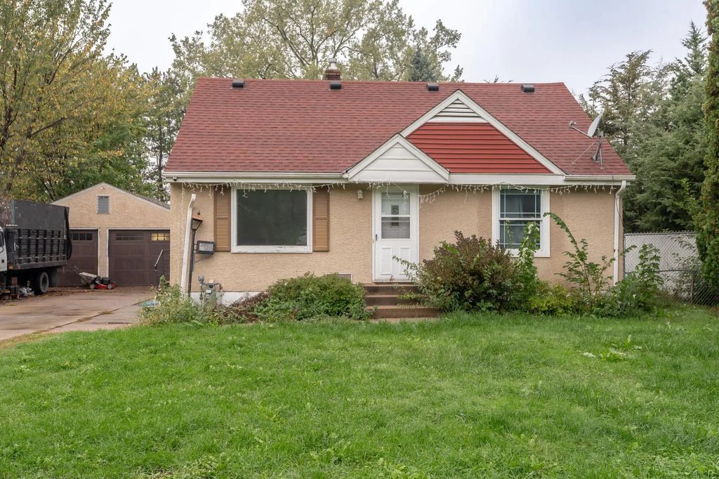 1809 Jackson Street, Maplewood
